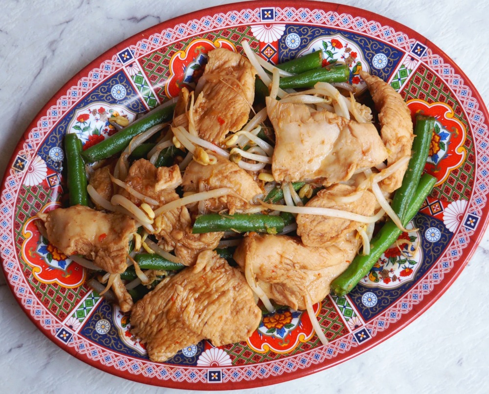 teriyaki chicken with green beans