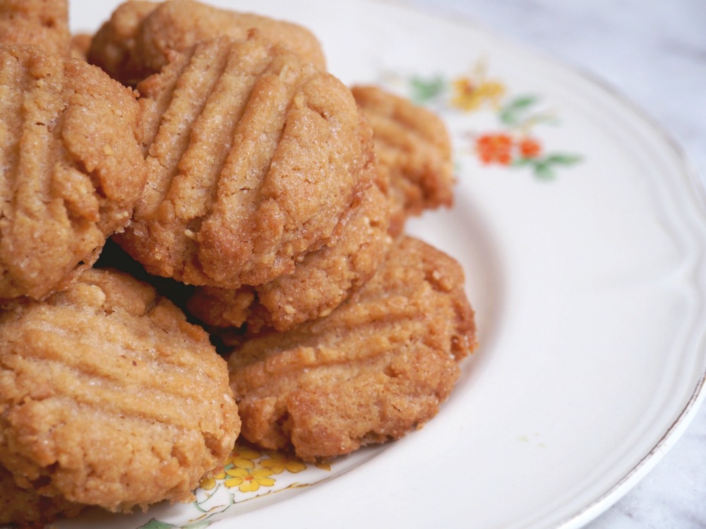 3 ingredient peanut butter isolation cookies side view