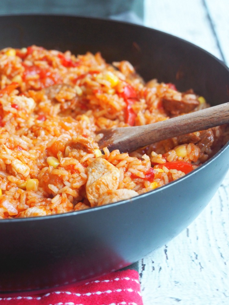 side view of chicken chorizo jambalaya