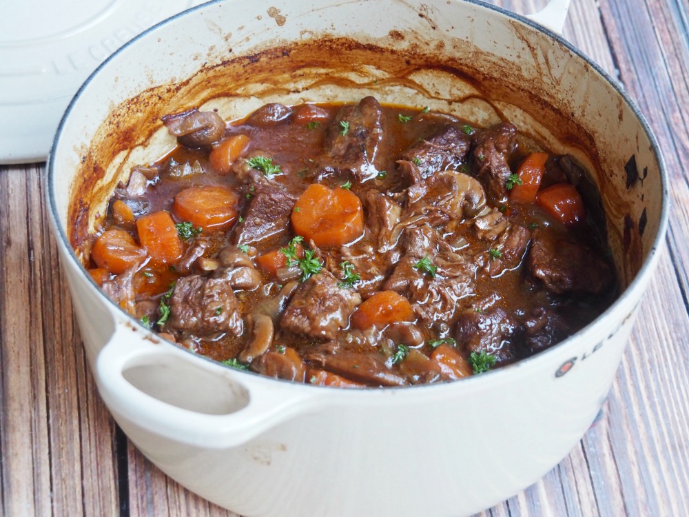 beef ale stew in casserole pot