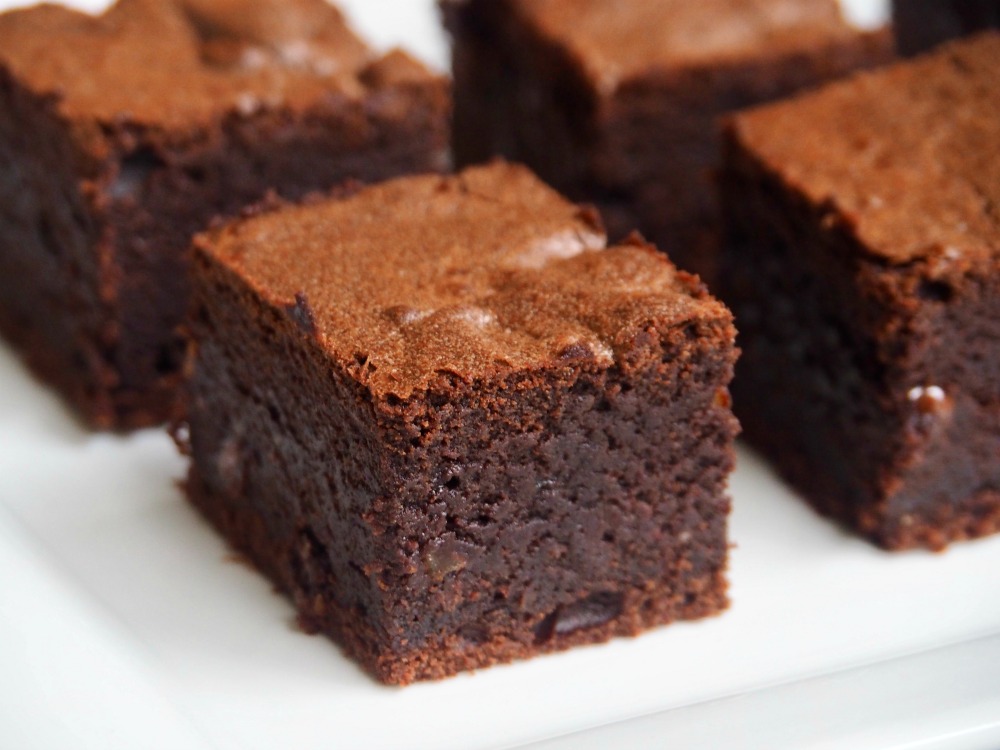 squidgy chocolate orange brownies square