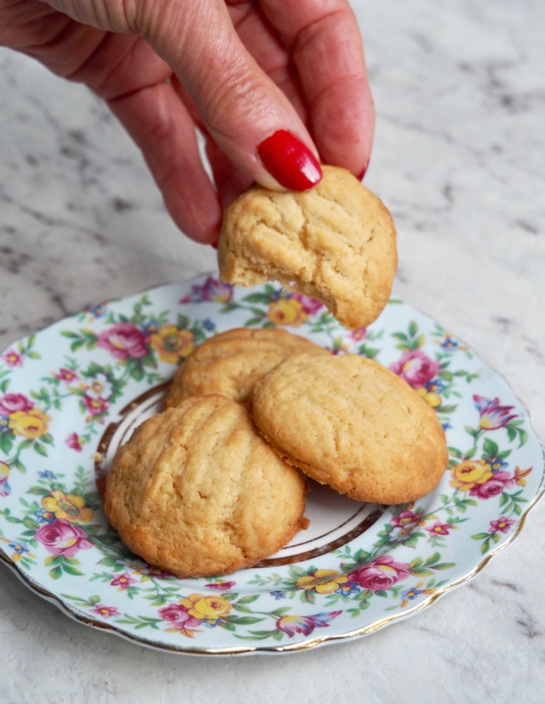 picking up lime coconut cream cheese cookies