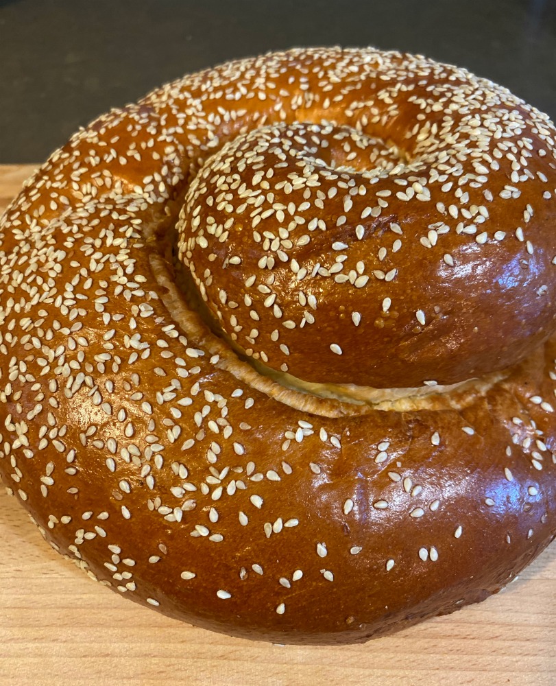 a round challah