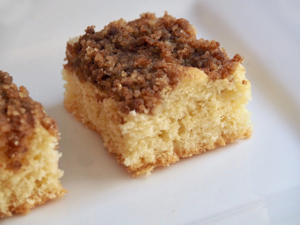 sponge square with crunchy walnut topping 